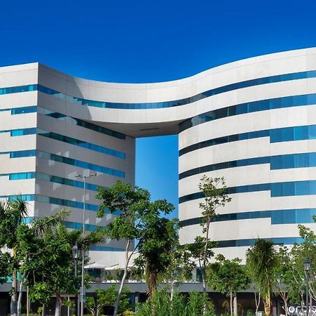 Holiday Inn & Suites - Merida La Isla By Ihg Exteriör bild