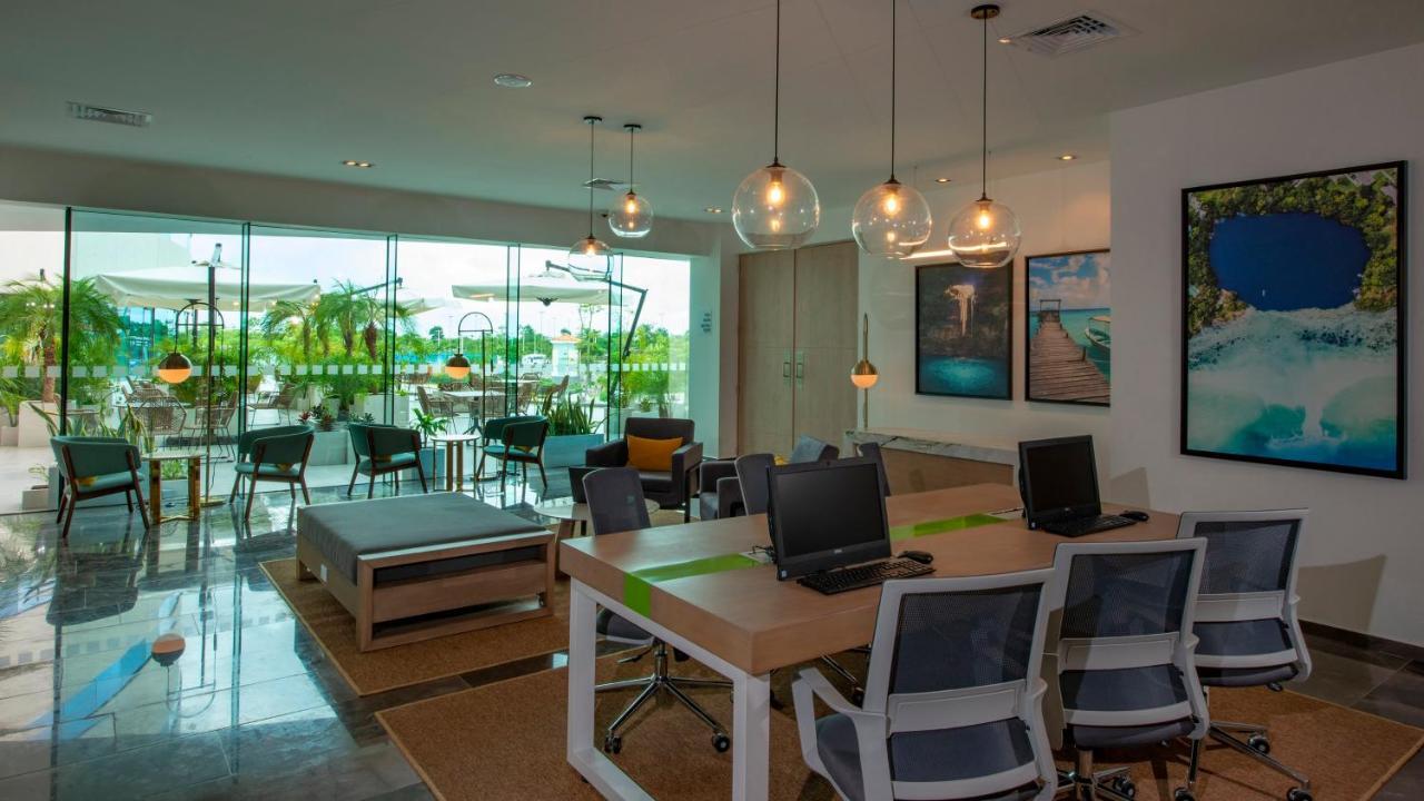 Holiday Inn & Suites - Merida La Isla By Ihg Exteriör bild