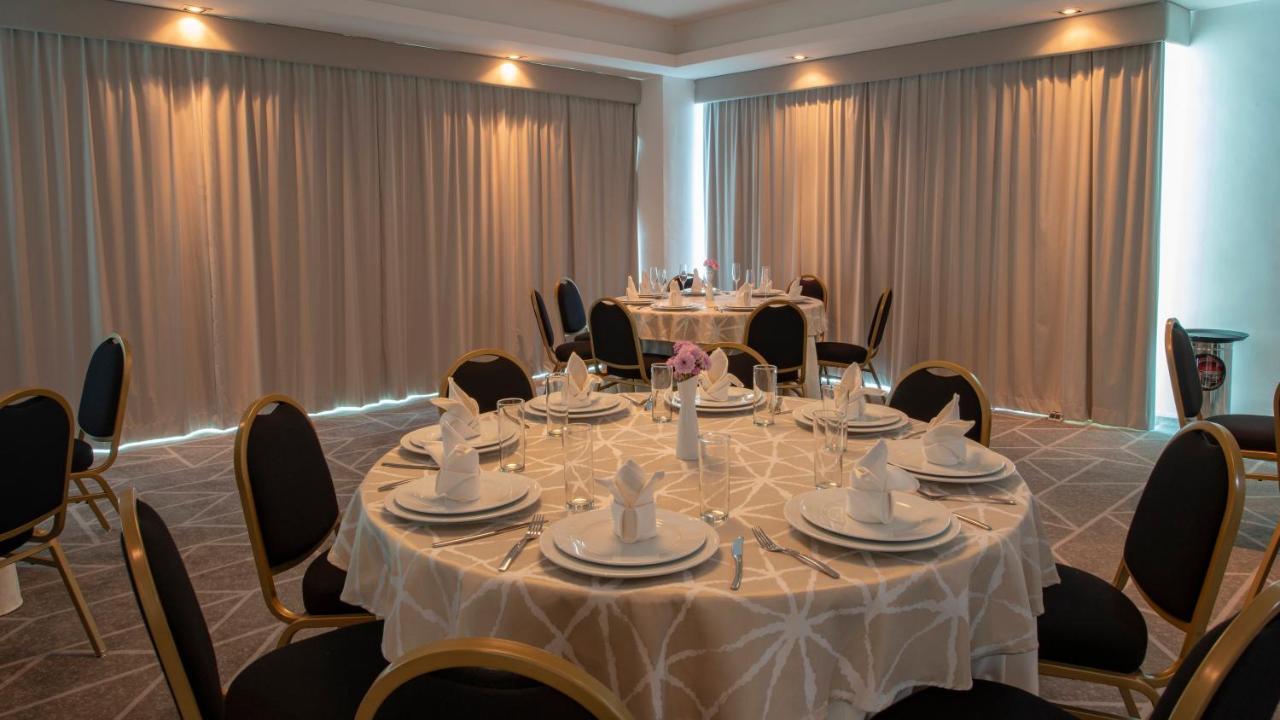Holiday Inn & Suites - Merida La Isla By Ihg Exteriör bild